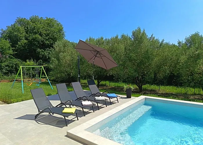 Dali Pomer Вілла